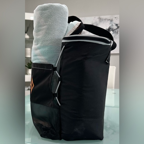 Def Leppard Insulated Cooler Bag NWOT - Picture 3 of 9